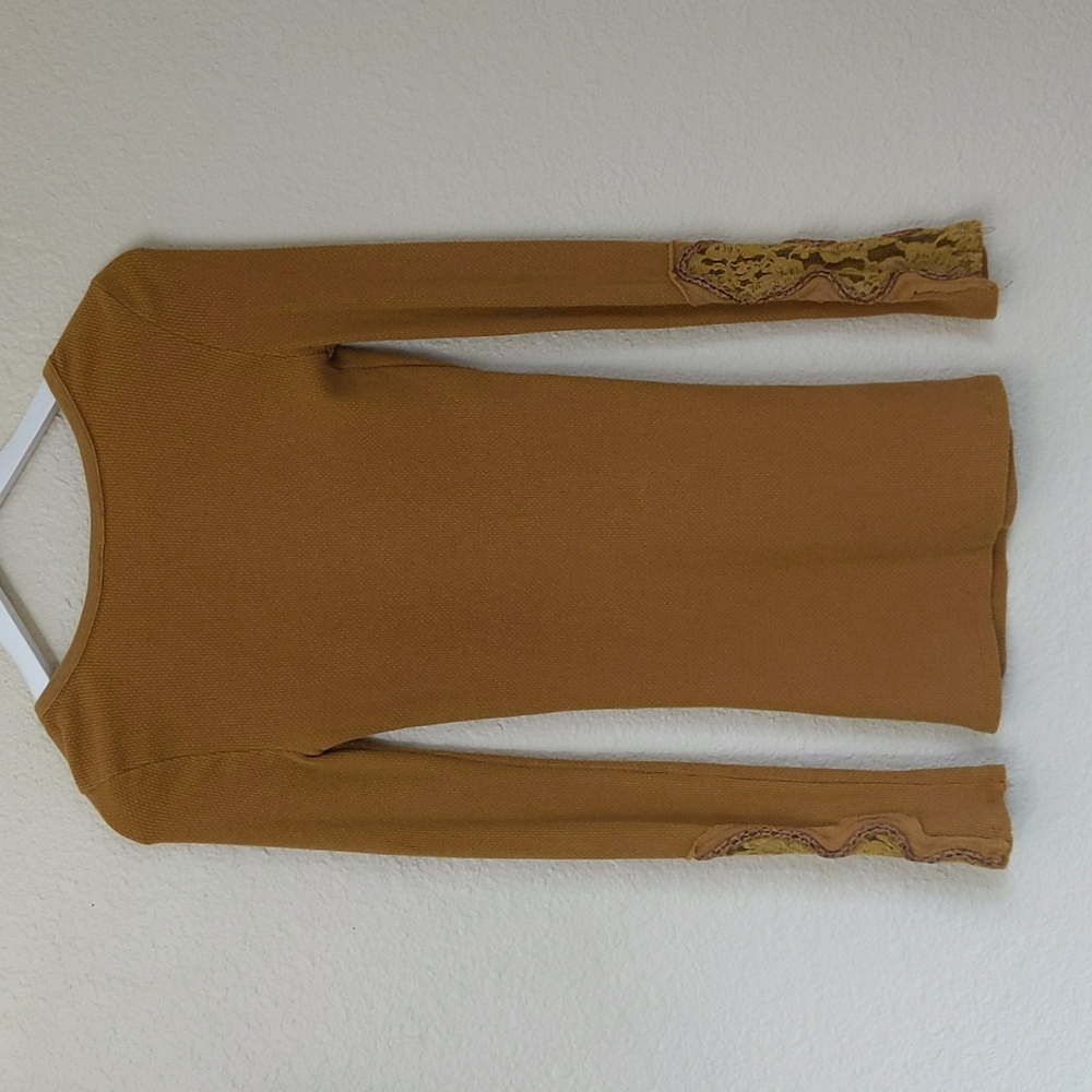Free People Crafty Cuff Gold Lace Thermal Top S - Picture 9 of 15